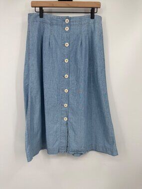 Madewell Chambray Patio Button-Front Midi Skirt Woman’s size 8 blue chambray loo